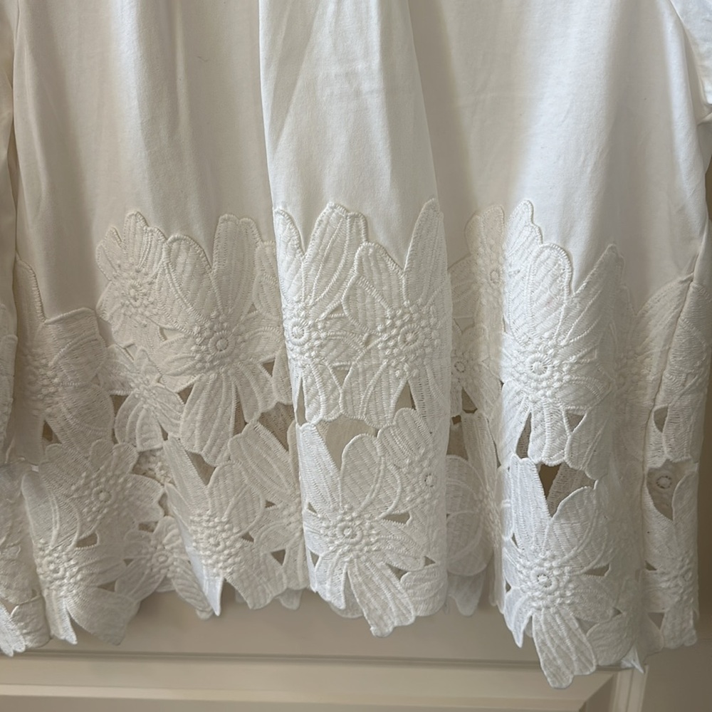 BNWT Marc New York white floral appliqué blouse size large - Picture 3 of 6
